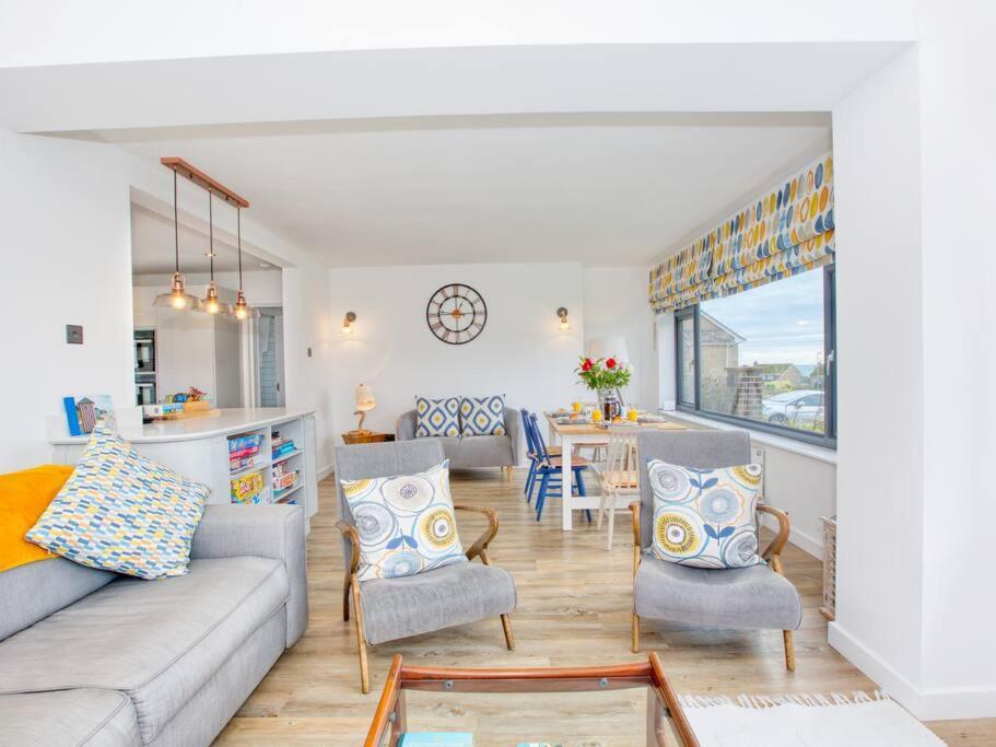 Lovely Holiday Home In Lyme Regis - Sleeps 8 Exterior foto