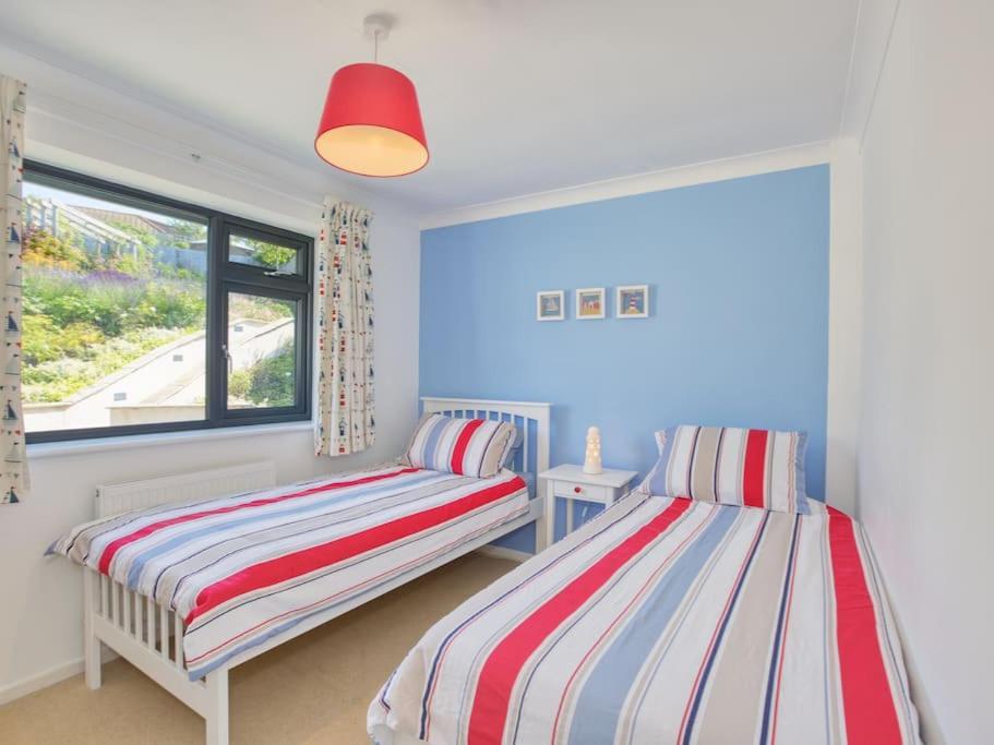 Lovely Holiday Home In Lyme Regis - Sleeps 8 Exterior foto